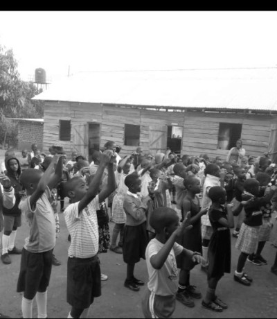 EASTER HOLIDAY BREAK