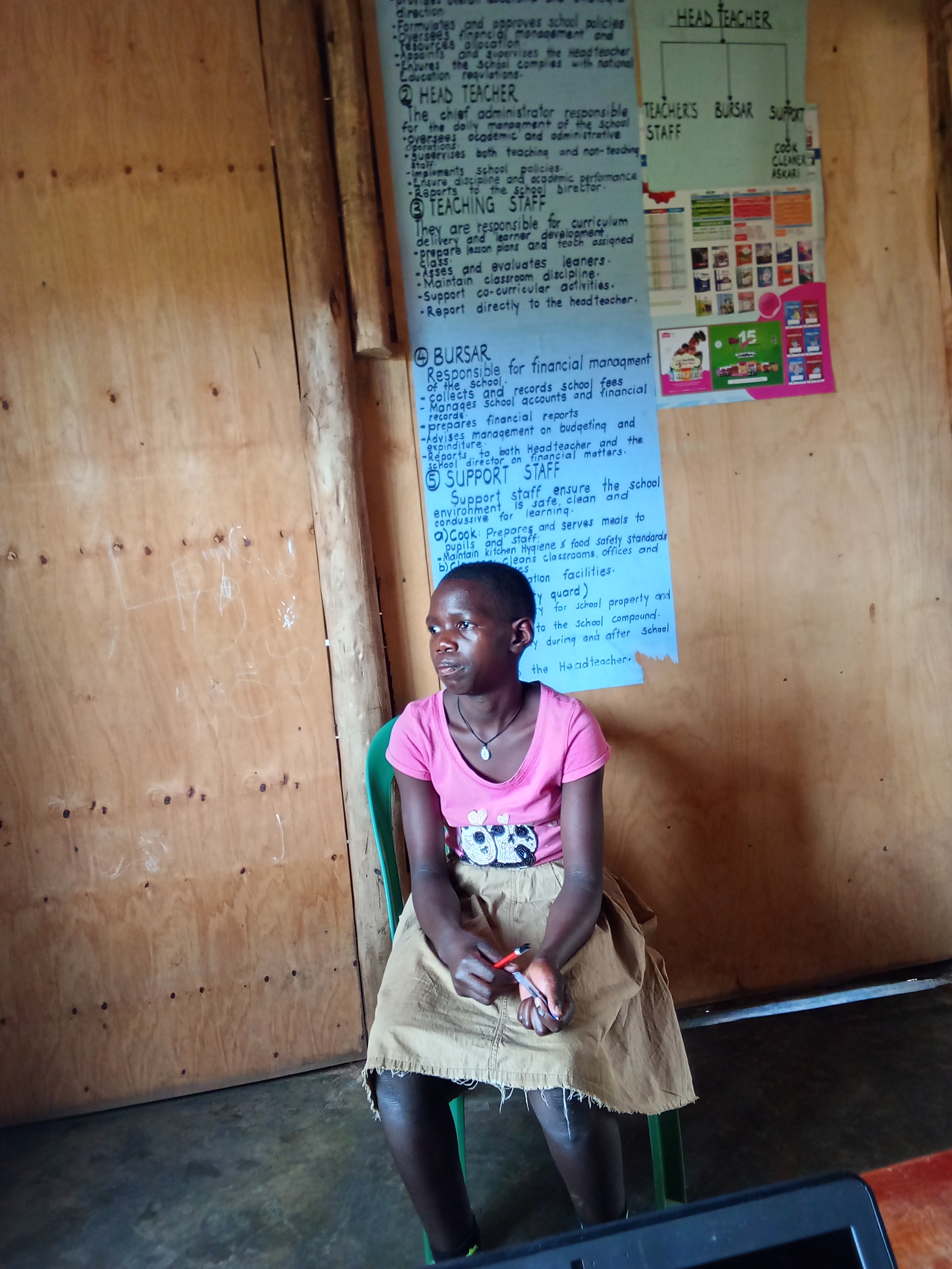 Save Felistar From Maid to School girl